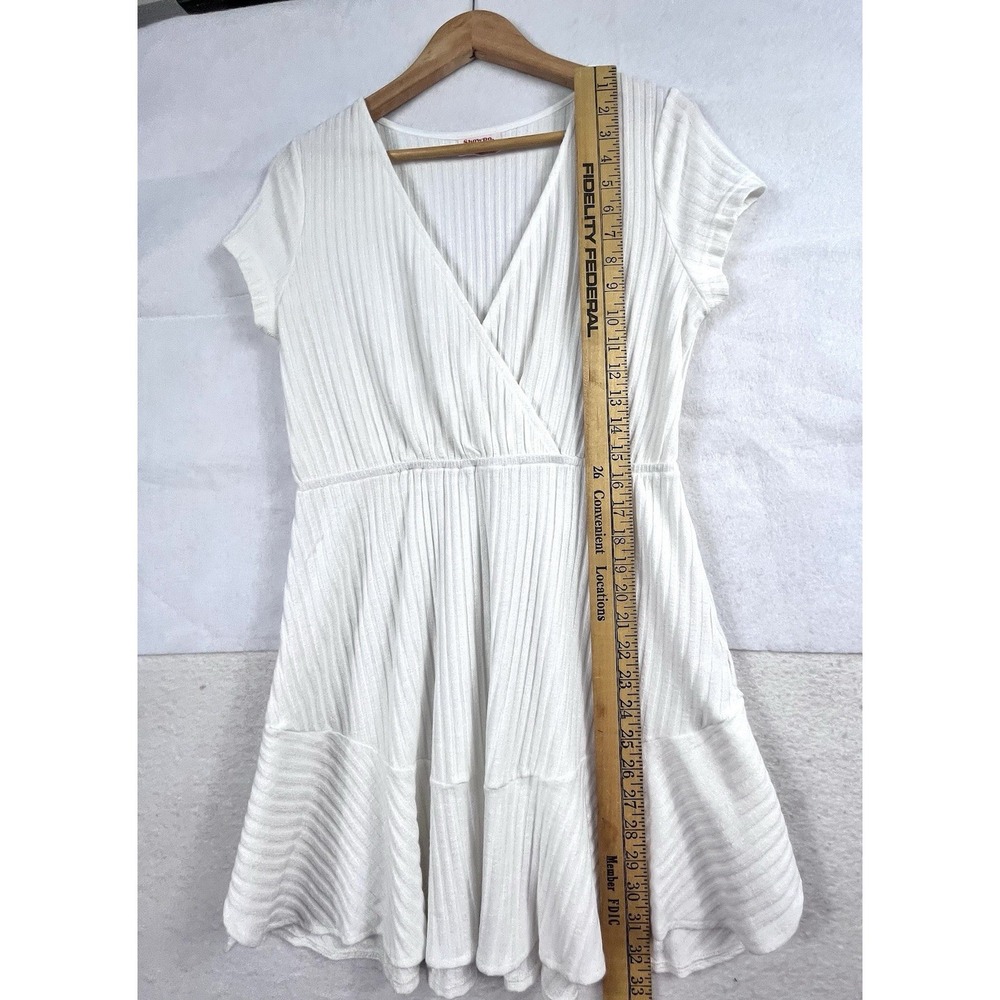 Showpo White Ribbed Knit Wrap Dress Short Sleeve Size 10 (AU 14) Great Condition - Picture 4 of 9